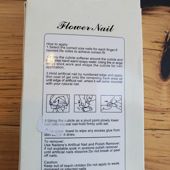 Set of 24 brand new press on nails. - Picture 2 of 2